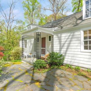 Photo #18 of 1426 DAIRY RD, CHARLOTTESVILLE, VA 0.5 acres