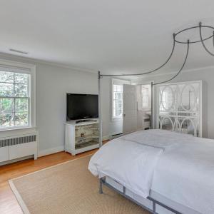 Photo #37 of 1426 DAIRY RD, CHARLOTTESVILLE, VA 0.5 acres