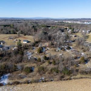 Photo #5 of 2024 BAYLOR AVE, WAYNESBORO, VA 4.3 acres
