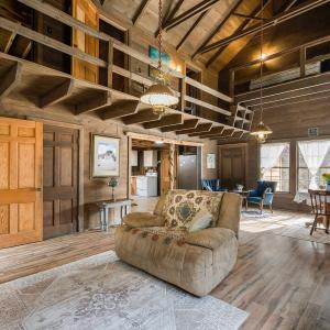 Photo #37 of 595 DEERFIELD VALLEY RD, WEST AUGUSTA, VA 217.5 acres