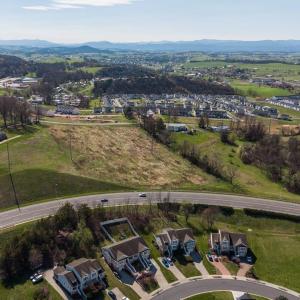 Photo #6 of 410 PEAR ST, HARRISONBURG, VA 4.9 acres