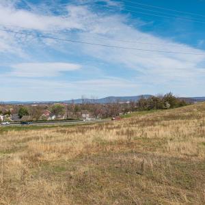 Photo #18 of 410 PEAR ST, HARRISONBURG, VA 4.9 acres