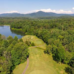 Photo #20 of 38 CREEKSIDE CL, NELLYSFORD, VA 1.1 acres