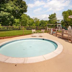 Photo #15 of 38 CREEKSIDE CL, NELLYSFORD, VA 1.1 acres