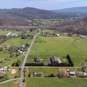 Photo #12 of 14506 TRAVIS LN, FULKS RUN, VA 1.0 acres