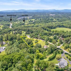 Photo #2 of 1625 FRANKLIN DR, CHARLOTTESVILLE, VA 2.0 acres