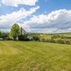 Photo #4 of Lot JOHNS VALLEY DR, FISHERSVILLE, VA 0.9 acres