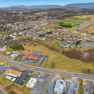Photo #14 of 301 MAIN ST, BROADWAY, VA 1.0 acres
