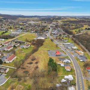 Photo #13 of 301 MAIN ST, BROADWAY, VA 1.0 acres