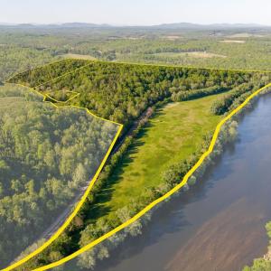 Photo #1 of 137 acres JAMES RIVER RD, HOWARDSVILLE, VA 137.1 acres
