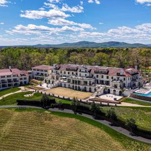 Incredible amenities for an extraordinary lifestyle!