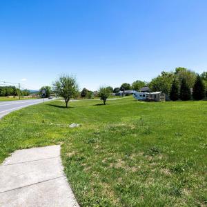 Photo #3 of 325 RUSTIC AVE, BROADWAY, VA 0.4 acres
