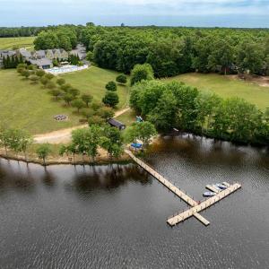 The lake is the focal point of the 1,000-acre wilderness retreat and offers a variety of outdoor and water activities.