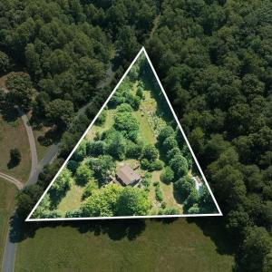 Photo #1 of 532 MEGAN LN, SHIPMAN, VA 2.8 acres