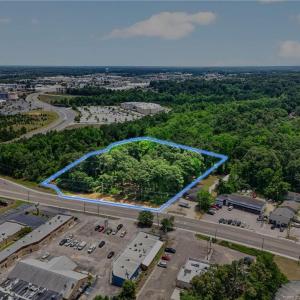Photo #2 of 5017 Yadkin, Fayetteville, NC 3.7 acres