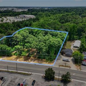 Photo #1 of 5017 Yadkin, Fayetteville, NC 3.7 acres