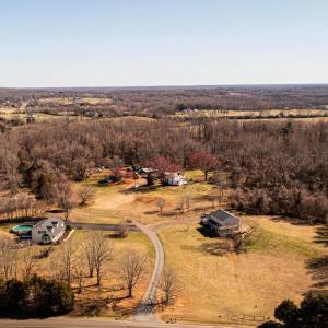 Photo #2 of 8158 BOTHA RD, WARRENTON, VA 26.5 acres