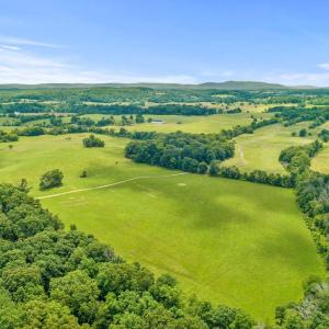 Photo #8 of 8160 FROGTOWN RD, MARSHALL, VA 450.0 acres