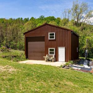 Photo #17 of 1 CUBBAGE HOLLOW ROAD, STANLEY, VA 225.3 acres
