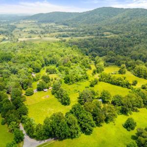 Photo #2 of 11066 MORELAND RD, DELAPLANE, VA 9.6 acres