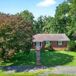 Photo #6 of 273 WATERLOO ST, WARRENTON, VA 1.0 acres