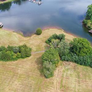 Photo #4 of 4715 EAGLE POINT CT, SPOTSYLVANIA, VA 1.0 acres