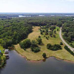 Photo #4 of 4707 EAGLE POINT CT, SPOTSYLVANIA, VA 1.0 acres