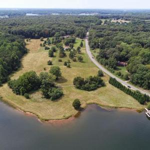 Photo #5 of 4707 EAGLE POINT CT, SPOTSYLVANIA, VA 1.0 acres