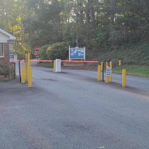 Photo #1 of 835 NORTH LAKE SHORE DR, LOUISA, VA
