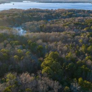 Photo #13 of 2318 WATERSIDE DR, BUMPASS, VA 1.0 acres