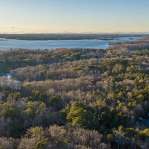 Photo #15 of 2318 WATERSIDE DR, BUMPASS, VA 1.0 acres