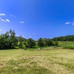 Photo #21 of CLARENDON FARM DR, MARSHALL, VA 50.0 acres