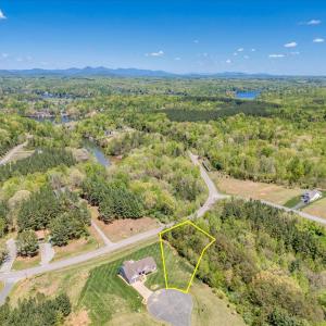 092-Lot 24 Pine Watch Cir 11