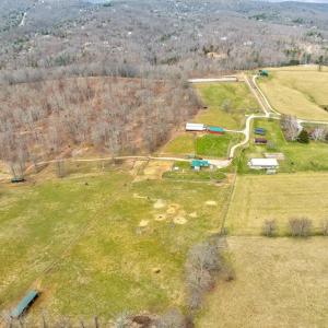 32-15-71- DJI-Toms Creek Rd-70And4more