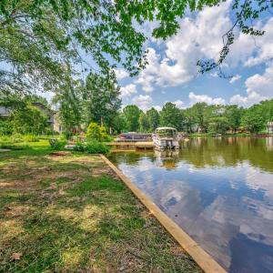 Photo #5 of 1915 LAKEVIEW PKWY, LOCUST GROVE, VA 0.4 acres