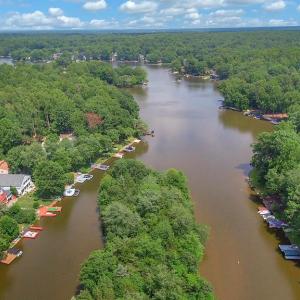 Photo #11 of 1915 LAKEVIEW PKWY, LOCUST GROVE, VA 0.4 acres