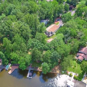 Photo #8 of 1915 LAKEVIEW PKWY, LOCUST GROVE, VA 0.4 acres