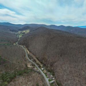 Photo #10 of 2382 LUCAS HOLLOW RD, STANLEY, VA 1.0 acres