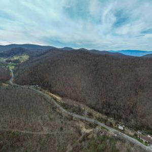Photo #11 of 2382 LUCAS HOLLOW RD, STANLEY, VA 1.0 acres