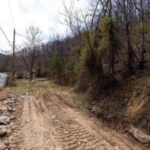 Photo #25 of 2382 LUCAS HOLLOW RD, STANLEY, VA 1.0 acres
