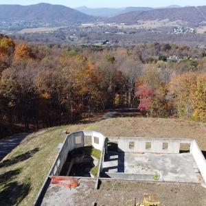 2C61B3E7-B14D-4B02-8F8C-0CF53A44644E