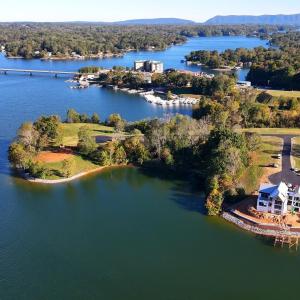 Still 2025-10-13 214053_1.10.1