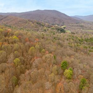 04-Adventure Mountain Rd_04