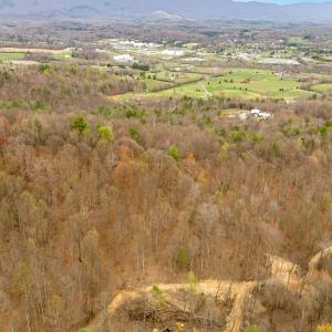 07-Adventure Mountain Rd_07