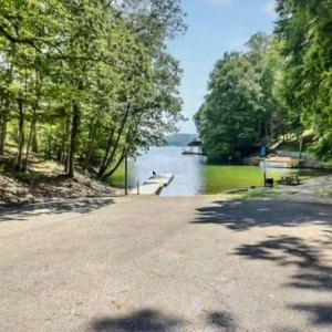 community dock boat launch-Lynville