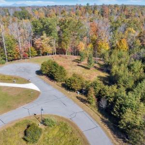 22-DJI_20241031125422_0068_D_MIB