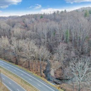 09-DJI_20241220140527_0041_D