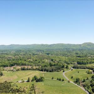 13-0 Gravel Hill Rd_13