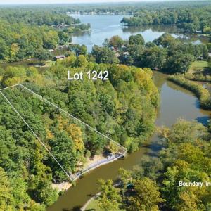 Photo #5 of 1242 LAKESHORE DR, LOUISA, VA 0.6 acres