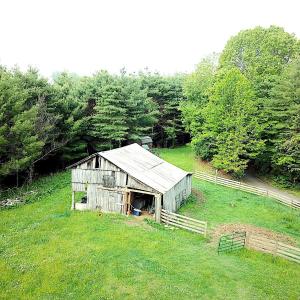 Barn
